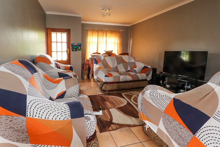 3 Bedroom Property for Sale in Flamwood North West